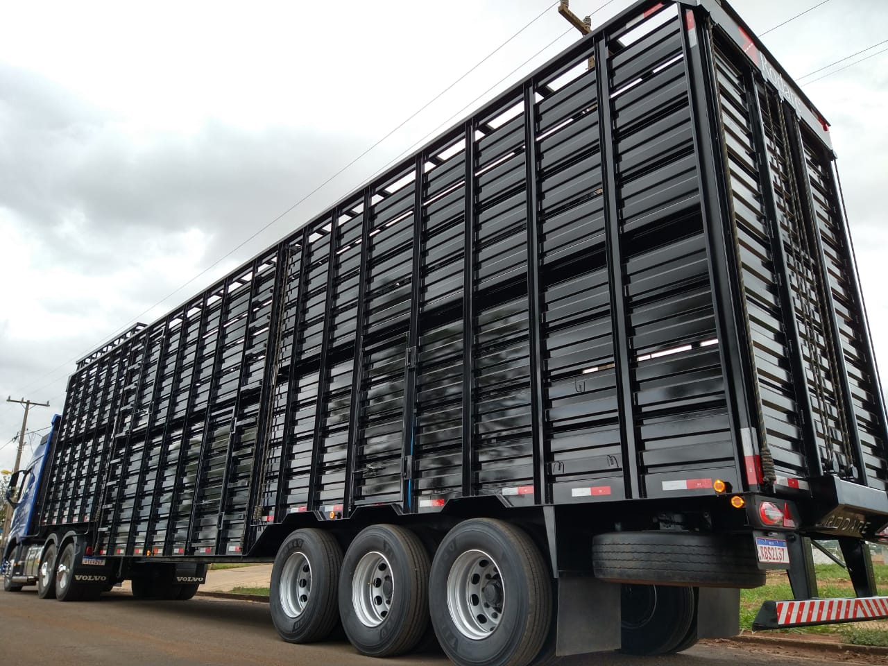 WhatsApp Image 2020-12-06 at 15.47.15(1).jpeg