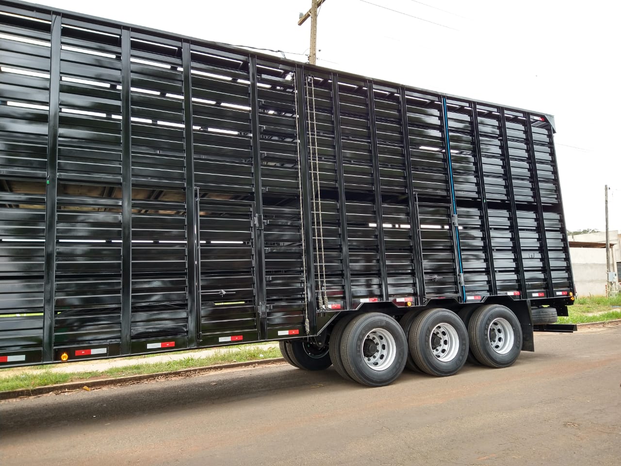 WhatsApp Image 2020-12-06 at 15.46.54(1).jpeg